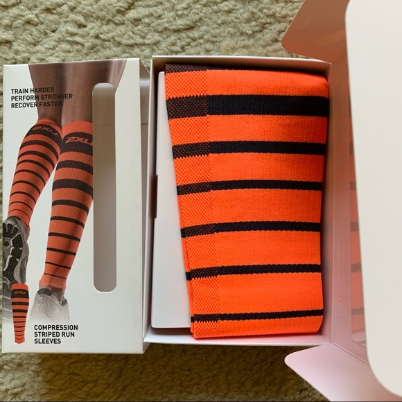 NWT Unisex 2xu Striped Run Compression Calf Sleeves - Picture 5 of 8